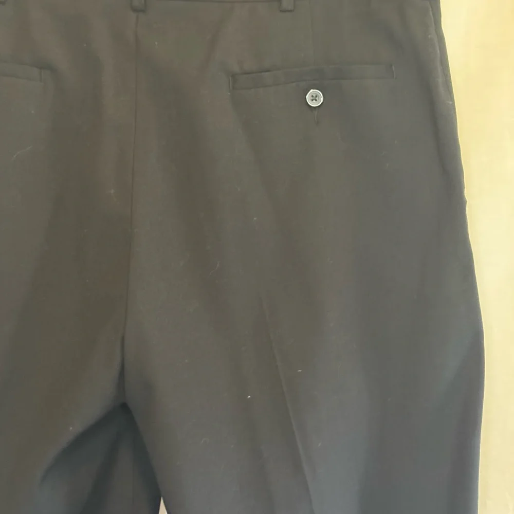 B-84 Men’s George Black Flat Front Dress‎ Pants Size 36x30